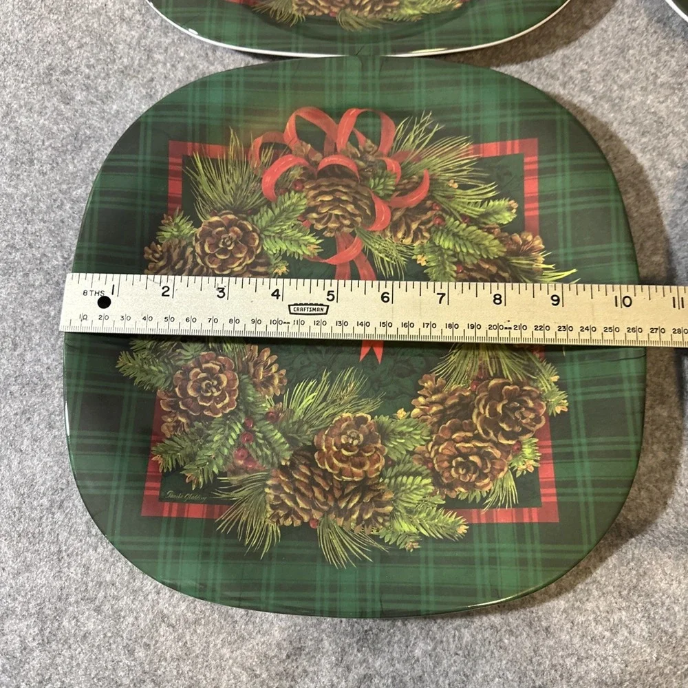 Vintage Keller-Charles Set Of 5 Holiday  Melamine  Plates Christmas Wreath